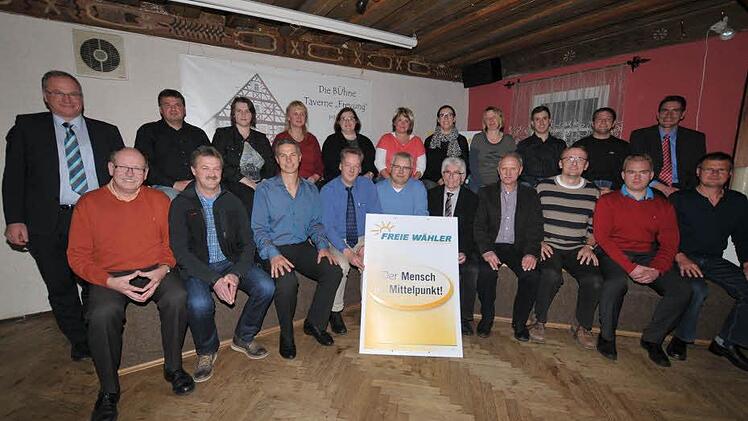 Diese Oberreichenbacher kandidieren für den Gemeinderat auf der FWG-Liste. Fotos: Roland Meister
