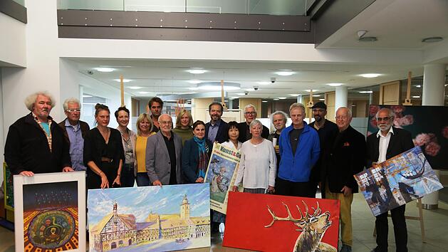 Die K&uuml;nstler und ihre Werke Foto: Franz Galster