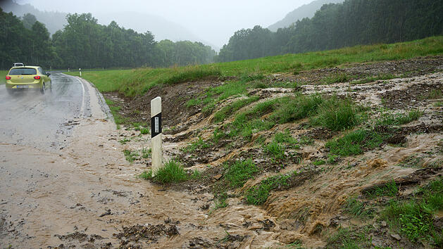 Neuer Starkregen und Unwetter k&ouml;nnten Deutschland am Wochenende drohen