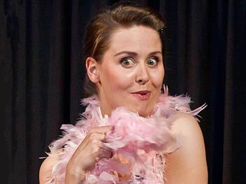 Karolin Trübenbach in "Heute Abend: Lola Blau". Fotos: Jochen Berger