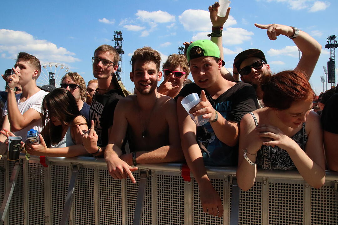 Halbnackt oder im Kostüm: Stimmung bei RIP 2017