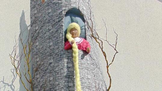Rapunzel lässt ihr Haar herunter. Foto: Petra Malbrich