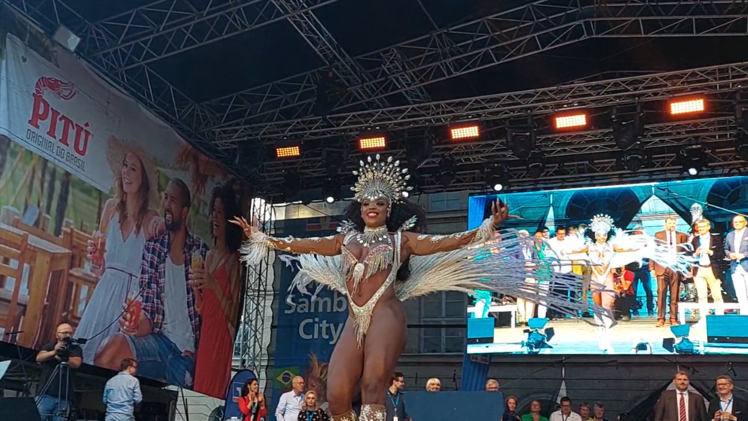 Coburger Samba-Festival 2022 in Bildern: so bunt und energiegeladen wurde gefeiert