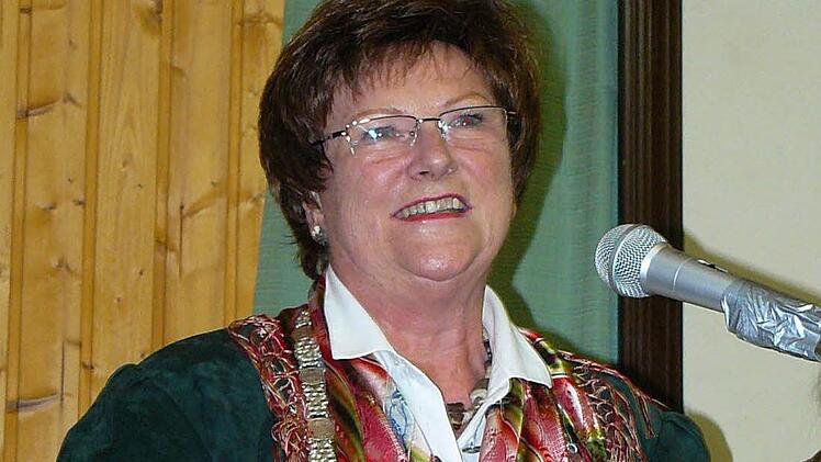 Die neue Schützenkönigin der Königlich Privilegierten Schützengesellschaft Stadtsteinach ist Gabriele Schübel. Fotos: Klaus-Peter Wulf