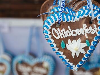 Endlich wieder Oktoberfest: Bereits zum 190. Mal steigt zu Füßen der Bavaria-Statue in München das größte Volksfest Deutschlands (wenn nicht sogar der Welt).