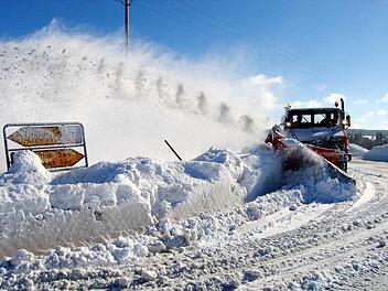 Um den Standort eines Räumfahrzeuges gibt es Diskussionen. Foto: Archiv