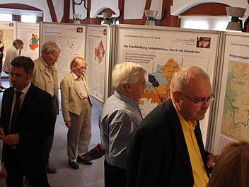 Bis zum 3. August ist die Wanderausstellung im Alten Rathaus zu sehen. Fotos: Carmen Schmitt
