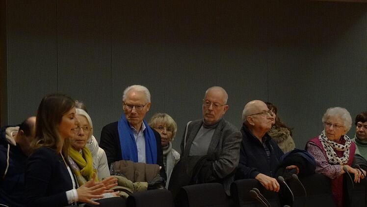 Im Rahmen der Fahrt zum Gastspiel in Berlin besuchten Freunde des Kammerorchesters auch den Bundestag. Foto: Wolfgang Reichelt