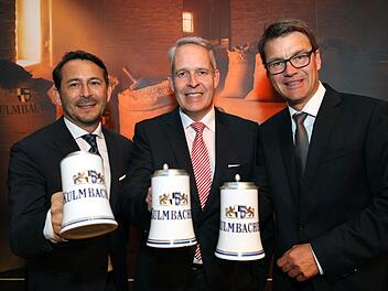 Jörg Lehmann (rechts) verlässt Ende des Monats den Vorstand der Kulmbacher Brauerei. Die beiden anderen Vorstände Markus Stodden (Mitte) und Otto Zejmon übernehmen seine Aufgaben mit.Archiv/Kulmbacher Brauerei