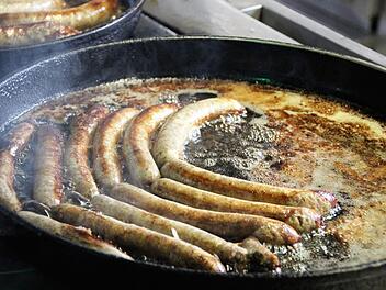 Die etwas dünnere "Silvanerwurst" - ein Gedicht! Diana Fuchs