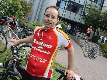 Jens Rikus aus Frankfurt am Main lebt seit acht Jahren mit einem Spenderherz.  Fotos: Martin Kreklau