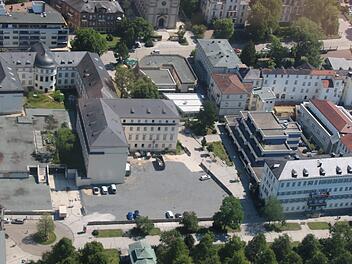 Erneut verlängert wurde die Ausschreibung für das Areal, auf dem Kurhaushotel und Kurgastzentrum standen.  Foto: Ralf Ruppert