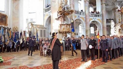 Ehrenkompanie vor dem Altar in der Basilika Vierzehnheiligen  Foto: A. Welz
