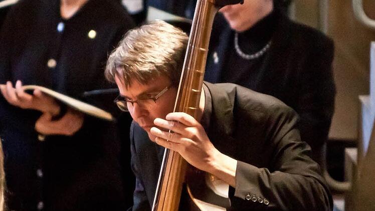 An der Violone: Matthias ScholzFoto: Jochen Berger