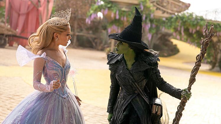 Die Freundschaft zwischen Glinda und Elphaba (Cynthia Erivo), der bösen Hexe des Westens, ist in "Wicked: Teil 2" Geschichte.
