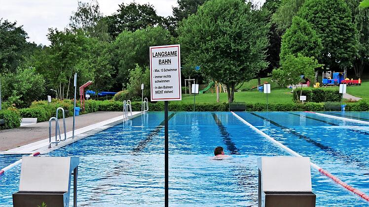 Im Crana Mare darf bald wieder geschwommen werden.