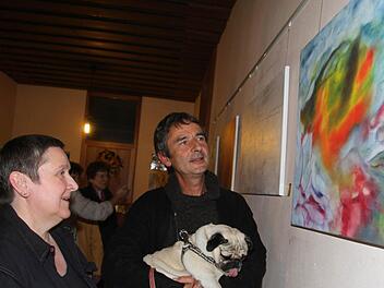 Luitgard Utz und Martin Ludwig bei der Vernissage im Stadtsteinacher Rathaus. Foto: Sonja Adam