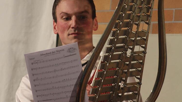 Simon Moritz mit dem Glockenspiel