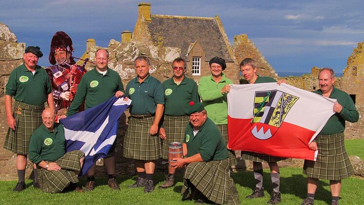 Die Himmelkroner Hobbybrauer bei einem gemeinsamen Ausflug in die schottischen Highlands.