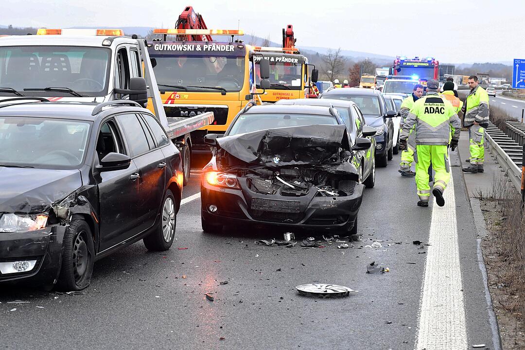 Massenunfall auf der A73 bei Breitengüßbach