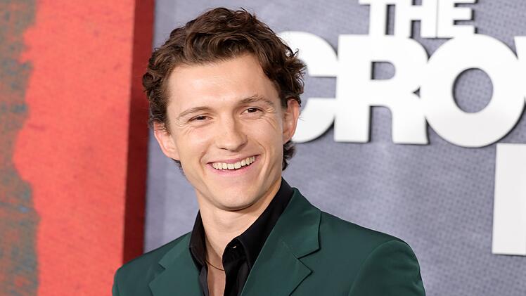 "Spider-Man"-Star Tom Holland hat sich bei einem Stunt eine leichte Gehirnerschütterung zugezogen.