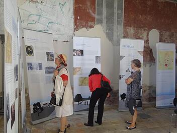 Die Synagoge in Memmelsdorf ist ein Ort der Begegnung und des Entdeckens. Am Dienstag wurde die Ausstellung "Mitten unter uns" eröffnet. Noch bis zum 29. Juli kann diese besucht werden. Fotos: Johanna Eckert