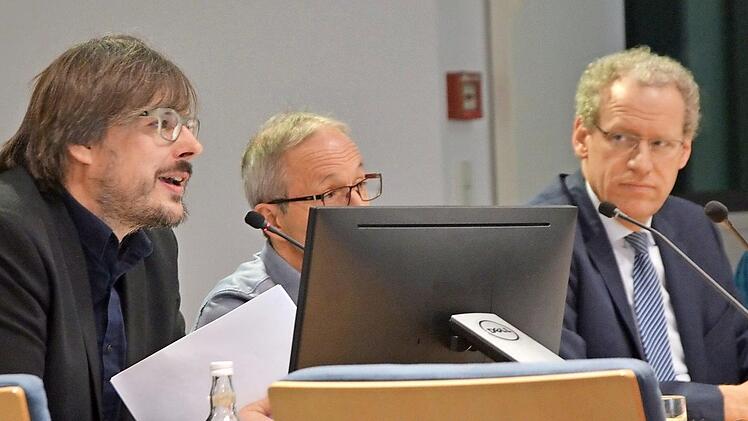 Marcus Neeser berichtete im Herzogenauracher Finanzausschuss.