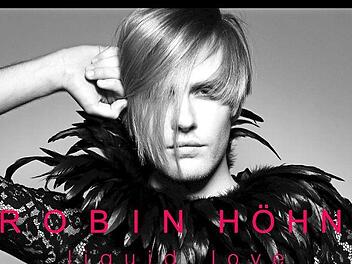 Das Cover für die Single "Liquid Love" entstand nach der Idee von Robin Höhn. Ute Neo Sanchez hat das Foto dafür gemacht.  Fotos: privat