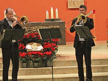 Das Posaunen-Ensemble &bdquo;Consortium musicum&ldquo; mit seinem Leiter Professor Harry Ries (links) wird zum Jahresausklang in Ebelsbach zu h&ouml;ren sein.
