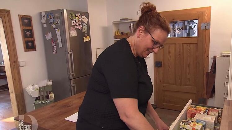 "Ich bin halt chaotisch": Yvonne (53) ist (allzu) selbstkritisch.