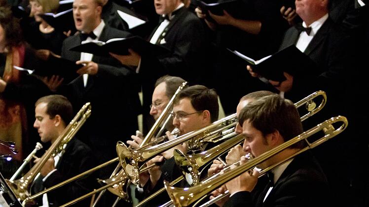 Bei John Rutters "Gloria" waren vor allem die Blechbläser des Popp-Consortiums gefordert.