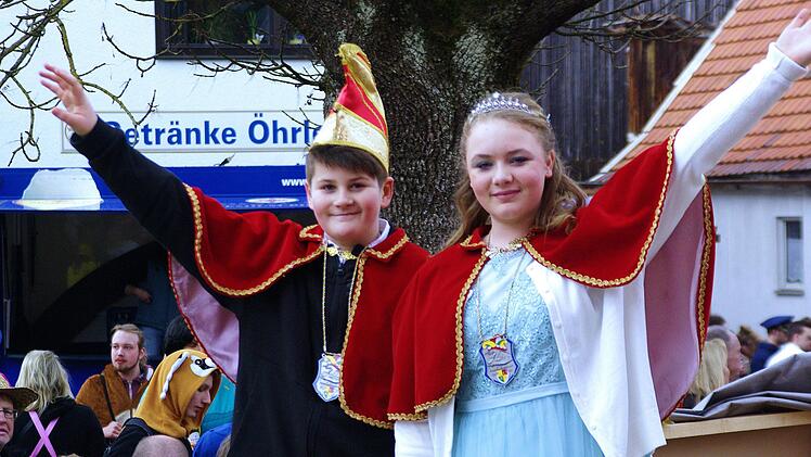 Das Kinderprinzenpaar Robin und Anna. Winfried Ehling
