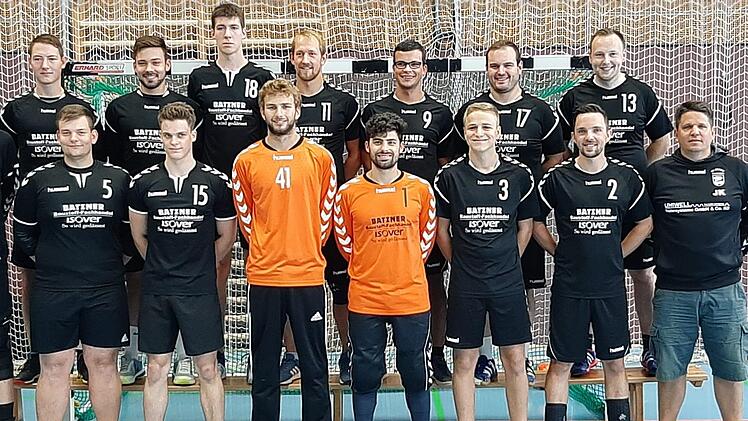 Das Eberner Bezirksoberliga-Team (hinten von links): Leo Ruppert, Nils Hohmann, Nico Senff, Joseph Weiß, Sebastian Görtler, Kevin Aumüller, Thomas Müller, (vorne von links) Justus Feldmann, Jakob Groh, Vincent Weis, Paul Schad, Luca Ospel, Moritz Nembach, Johannes Geuß, Trainer Johannes Kammer. Es fehlen Til Batzner, Moritz Kröner, Christoph Haberl, Elias Lutter, Chris Bögendörfer.  Foto: Wolfgang Dietz