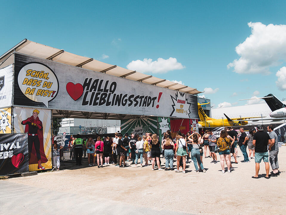Garlic Land Festival 2022 in Nürnberg: Schrill, verrückt und extravagant.