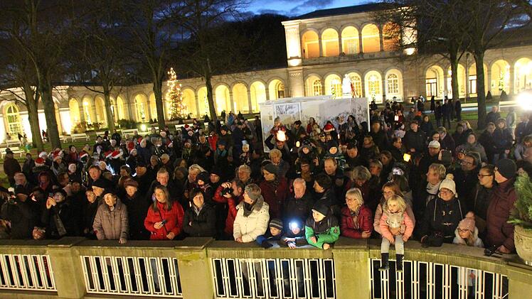 Lichterglanz und erleuchteter Kurgarten 2019. Foto: Benedikt Borst