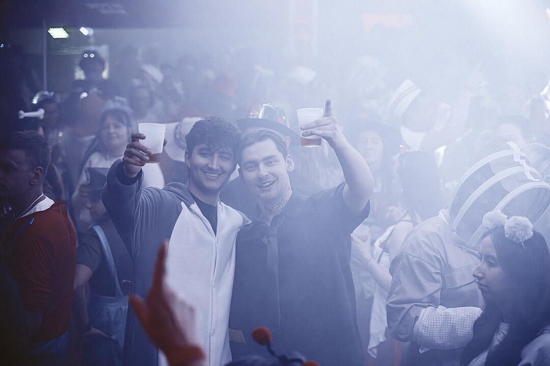 DJ Franky und DJ Matze lie&szlig;en die Halle beben!