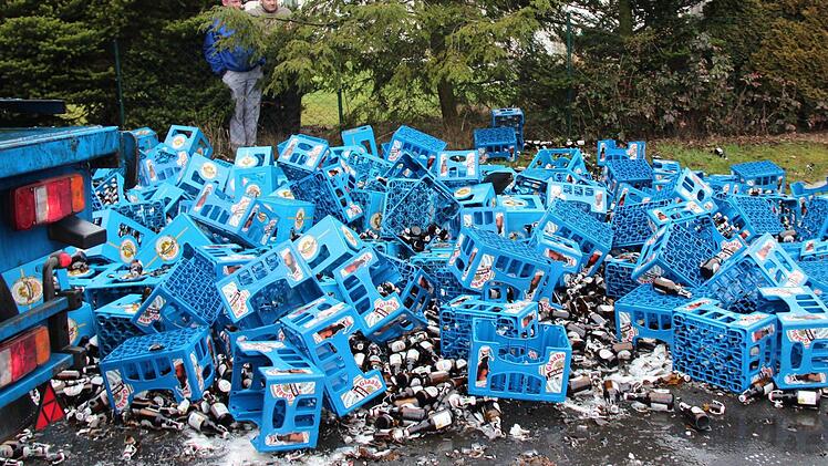 Der Gerstensaft floss auf die Straße. Fotos: Johanna Blum