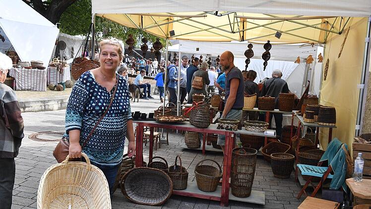 Impressionen vom Korbmarkt.