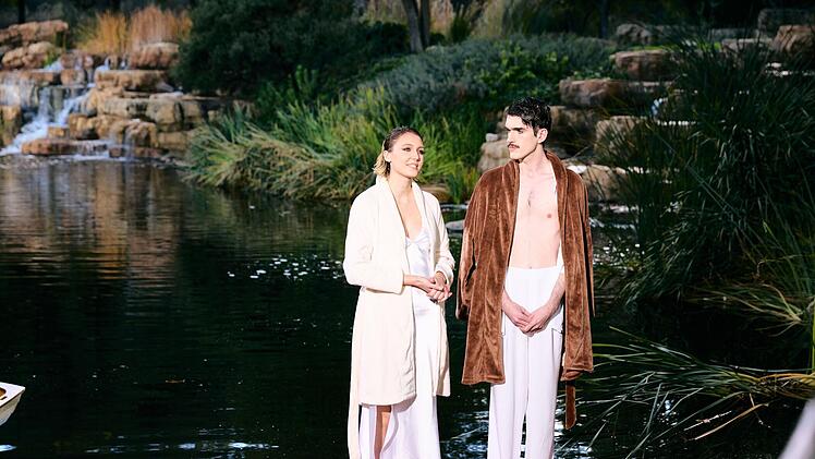 Eileen und Lukas m&uuml;ssen das Shooting abbrechen und um den Verbleib in der Show zittern.