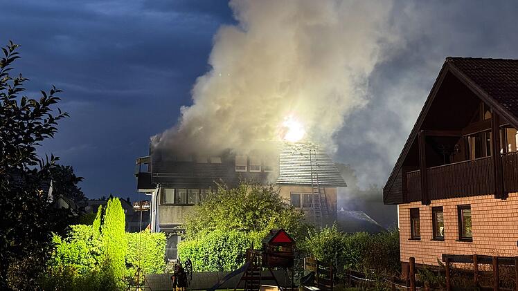 Dachstuhlbrand in Winkelhaid