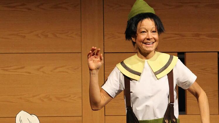 Pinocchio erobert das Kurtheater.  Fotos: Agentur