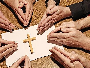 Wahlberechtigt sind alle Katholikinnen/Katholiken, die am Wahltag das 14. Lebensjahr vollendet und in der Gemeinde ihren Hauptwohnsitz haben.