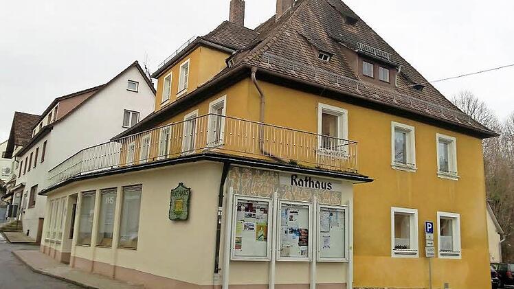 Für das bisherige Rathaus in der Burgstraße wird ein Ersatz gesucht. Foto: Thoms Weichert