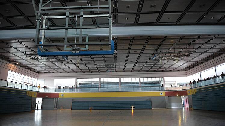 Zweifachturnhalle im Inneren