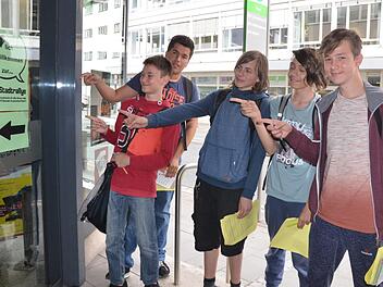 Hier geht's zur Station Presse- und Meinungsfreiheit der Stadtrallye im Haus des Coburger Tageblatts. Fotos: Rainer Lutz