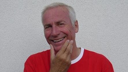 Wolfgang Reichmann ist der oberfränkische Vertreter bei der "Mundart-Rallye". Foto Sybille Kretschmar