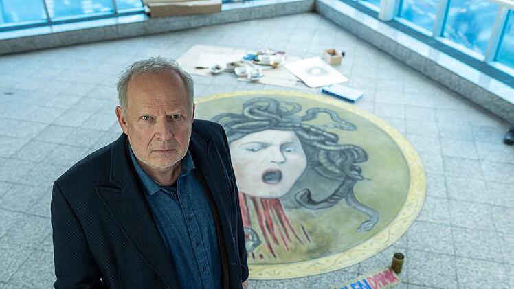 Kommissar Klaus Borowski (Axel Milberg) möchte an seinem letzten Arbeitstag noch einen Fall lösen.