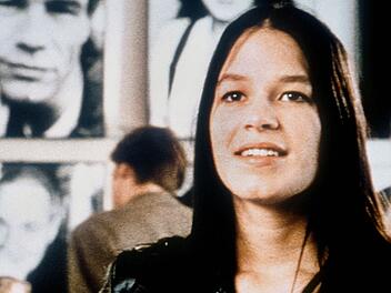 Anna (Franka Potente) ist nach dem Krach mit ihren Eltern ausgerissen. Mit ihrem Verehrer Simon f&auml;hrt sie nach M&uuml;nchen und bewirbt sich bei einer Werbeagentur f&uuml;r einen Spot als Janis-Joplin-Double.