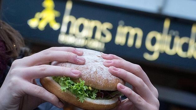 Am 22. November eröffnet die Burgerkette "Hans im Glück" eine Filiale in Würzburg. Es wird das erste "Hans im Glück"-Restaurant in Unterfranken. Foto: Matthias Balk/dpa