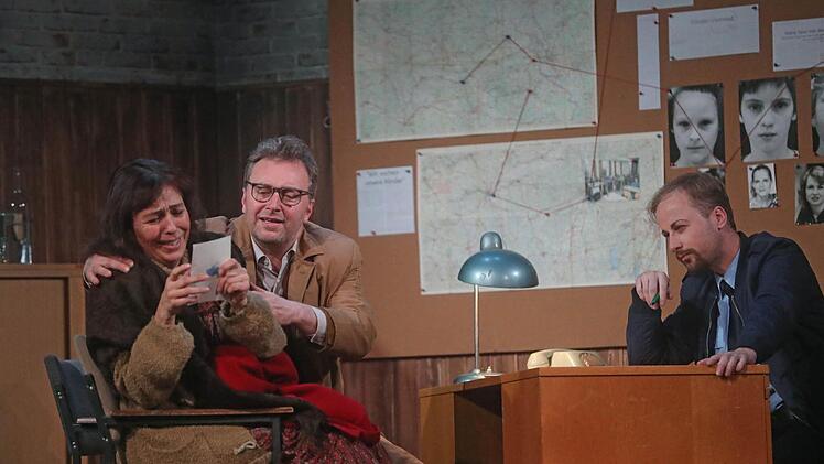 Szene aus Leos Janáceks Oper "Das schlaue Füchslein" am Landestheater Coburg. Foto: Henning Rosenbusch